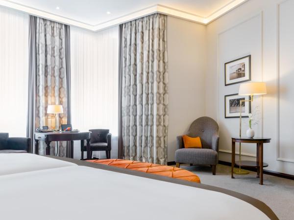 Excelsior Hotel Ernst am Dom : photo 2 de la chambre grande chambre double ou lits jumeaux deluxe