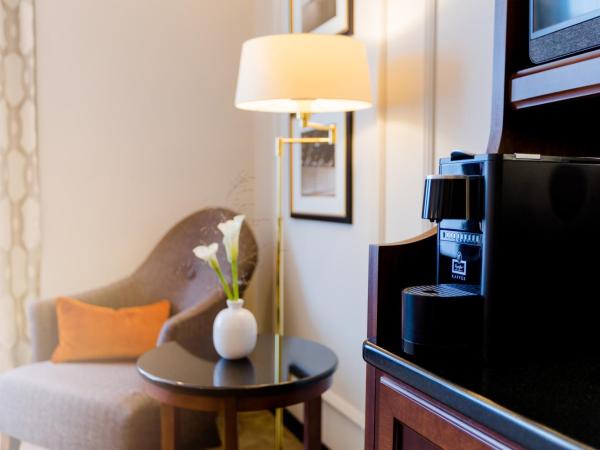 Excelsior Hotel Ernst am Dom : photo 4 de la chambre grande chambre double ou lits jumeaux deluxe