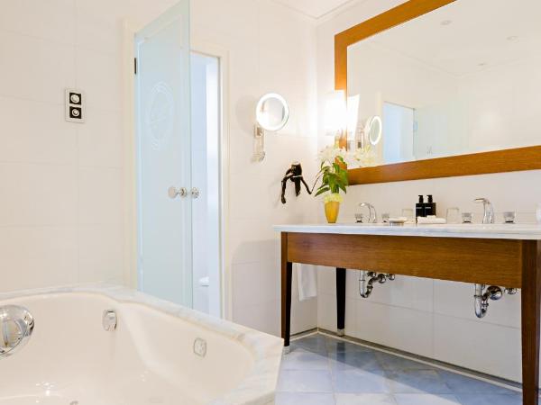 Excelsior Hotel Ernst am Dom : photo 3 de la chambre chambre double ou lits jumeaux classique