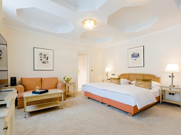 Excelsior Hotel Ernst am Dom : photo 1 de la chambre chambre double ou lits jumeaux classique