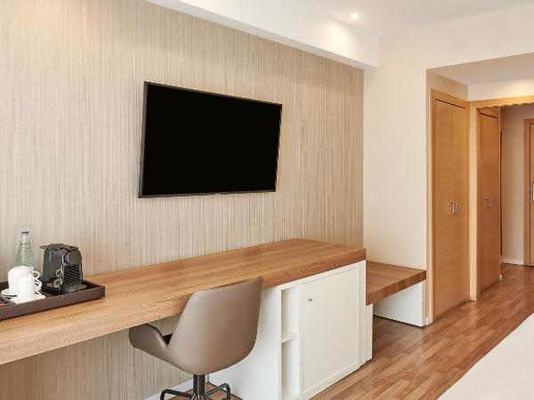 NH Andorra la Vella : photo 1 de la chambre chambre double supérieure avec vue et terrasse