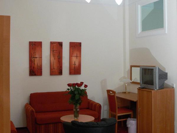Hotel Orion Berlin : photo 3 de la chambre appartement