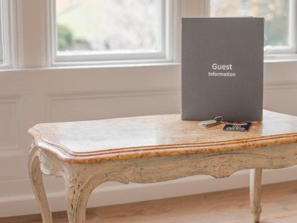 Number 17 Bath : photo 6 de la chambre chambre supérieure - vue sur abbaye