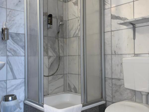 Hotel Zentrum : photo 2 de la chambre chambre simple