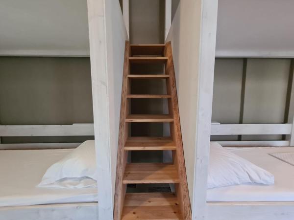 Jetpak Alternative Eco Hostel : photo 2 de la chambre lit dans un dortoir de 4 lits