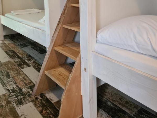 Jetpak Alternative Eco Hostel : photo 4 de la chambre lit dans dortoir de 8 lits 