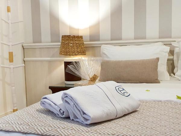 Hotel Villa Mayor Charme - fortaleza : photo 4 de la chambre chambre double de charme avec balcon - vue sur piscine