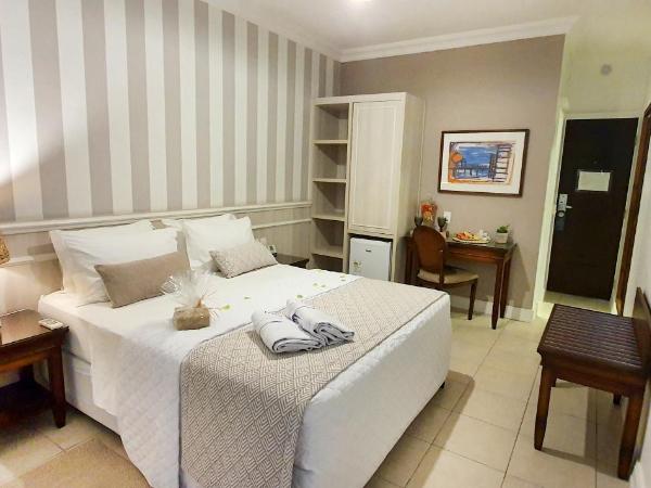 Hotel Villa Mayor Charme - fortaleza : photo 1 de la chambre chambre double de charme avec balcon - vue sur piscine