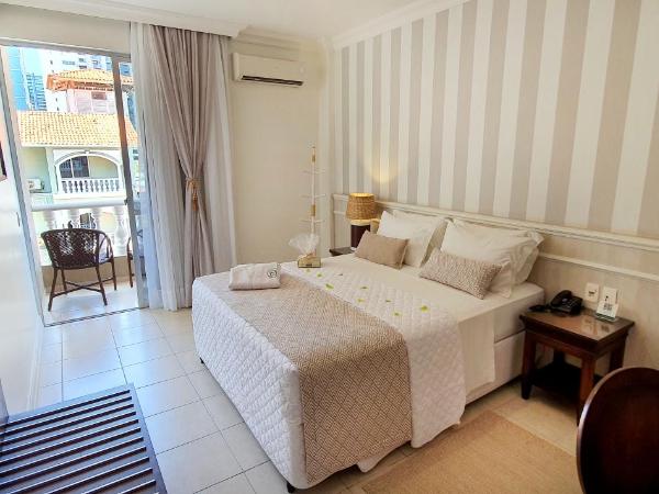 Hotel Villa Mayor Charme - fortaleza : photo 2 de la chambre chambre double de charme avec balcon - vue sur piscine