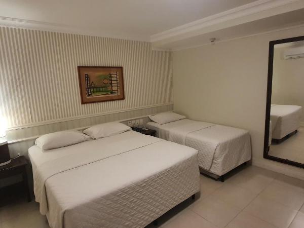 Hotel Villa Mayor Charme - fortaleza : photo 1 de la chambre chambre triple standard