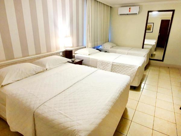 Hotel Villa Mayor Charme - fortaleza : photo 2 de la chambre chambre quadruple