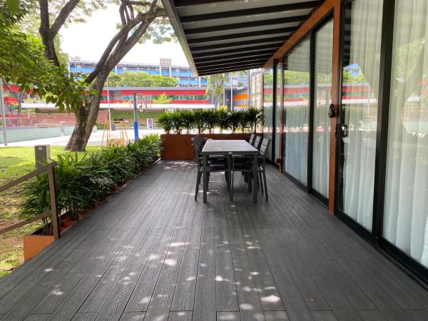Shipping Container Hotel At One-north : photo 5 de la chambre suite avec terrasse 
