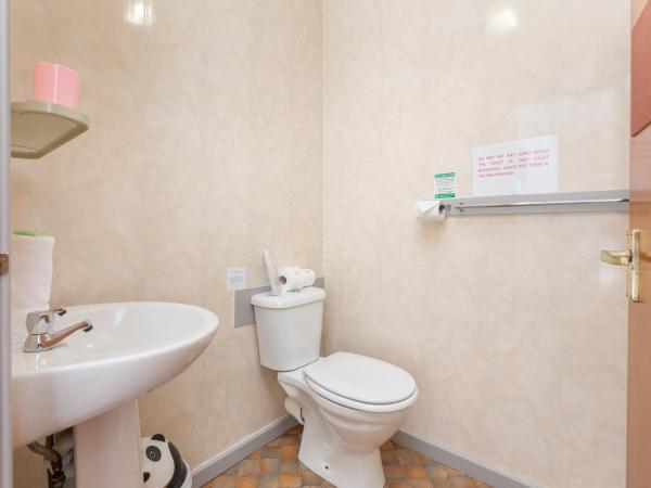 The Sandringham Court Hotel & Apartment with High Speed Wi-Fi : photo 2 de la chambre chambre simple Économique