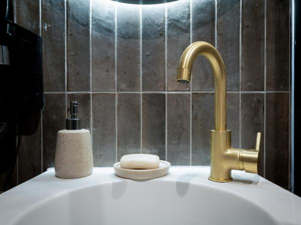 Boutique Hotel First City : photo 5 de la chambre chambre double deluxe