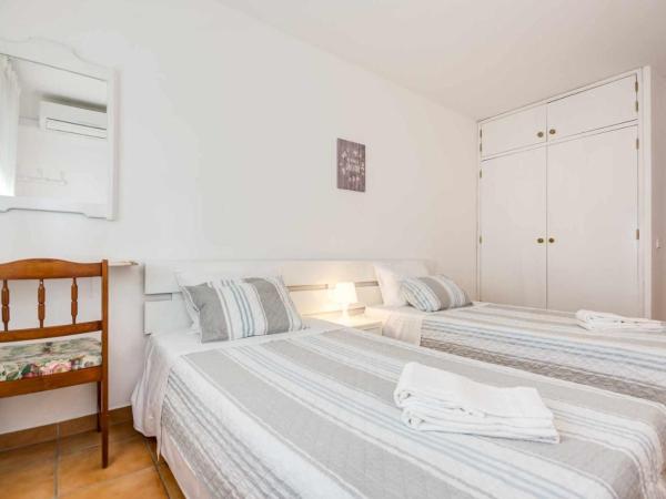 Oura Parque Apartamentos Turisticos : photo 4 de la chambre appartement 2 chambres - vue sur piscine