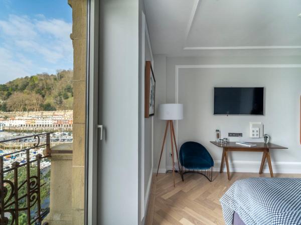 Lasala Plaza Hotel : photo 4 de la chambre cet hébergement offre une vue privilégiée sur la mer.