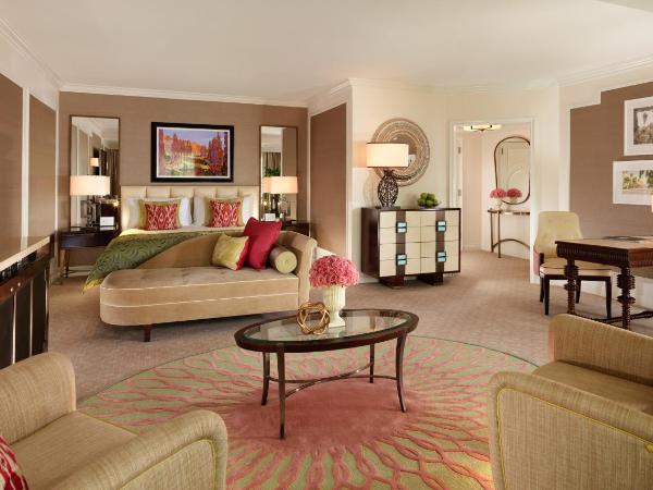 The Beverly Hills Hotel - Dorchester Collection : photo 1 de la chambre suite junior