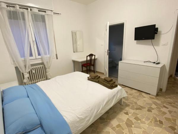 Francioni Palace : photo 2 de la chambre chambre double avec salle de bains privative