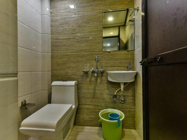 Hotel Guestinn Residency : photo 4 de la chambre chambre double Économique