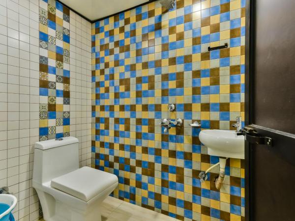 Hotel Guestinn Residency : photo 5 de la chambre chambre double Économique