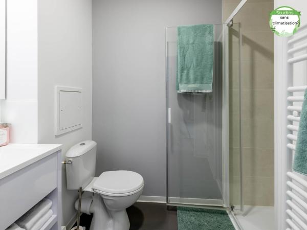 All Suites Bordeaux Marne - Gare Saint-Jean : photo 4 de la chambre studio super conomique avec lit simple