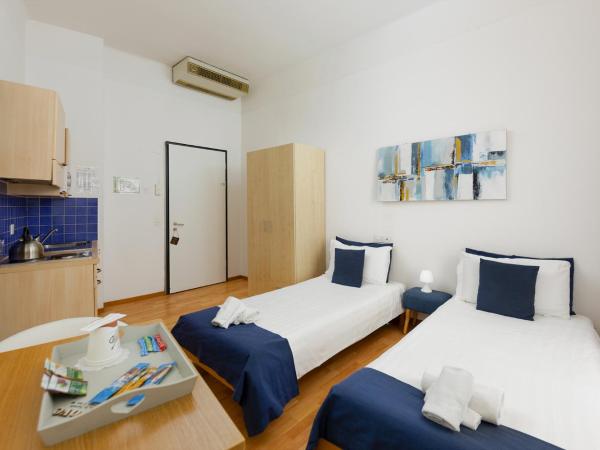 GuestHouse Lugano Center by LR : photo 8 de la chambre chambre double ou lits jumeaux