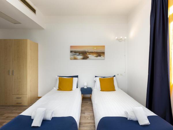 GuestHouse Lugano Center by LR : photo 9 de la chambre chambre double ou lits jumeaux