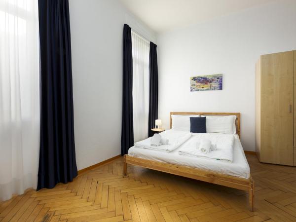 GuestHouse Lugano Center by LR : photo 7 de la chambre chambre double ou lits jumeaux