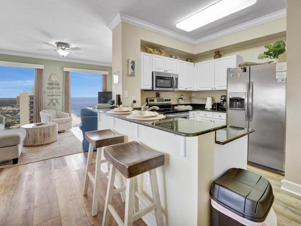 Million Dollar Views, Stunning Beachfront Property : photo 6 de la chambre chambre familiale - vue sur mer