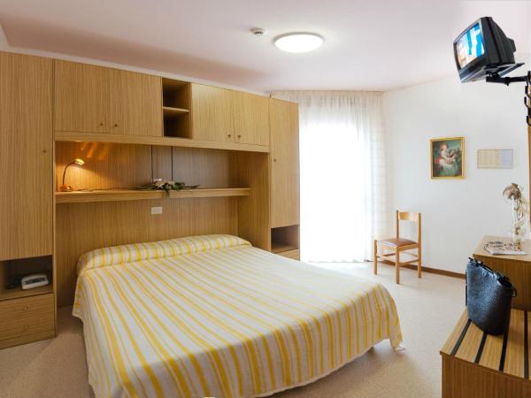 Hotel Bianchi : photo 3 de la chambre chambre double ou lits jumeaux avec balcon