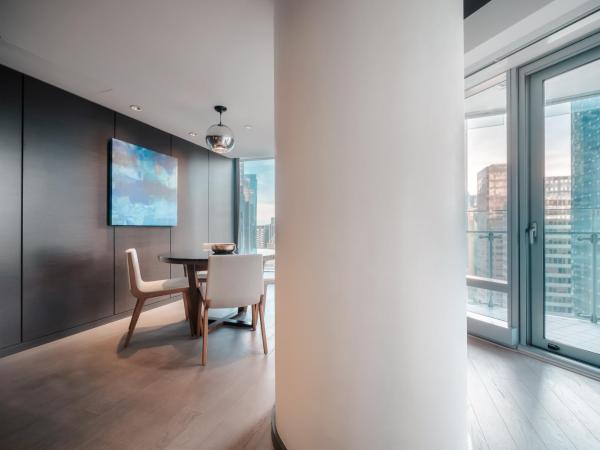 Paradox Hotel Vancouver : photo 2 de la chambre suite deluxe 1 chambre