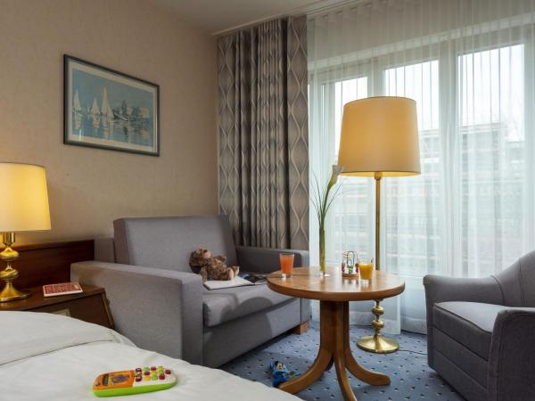 Maritim Hotel Köln : photo 4 de la chambre chambre familiale confort