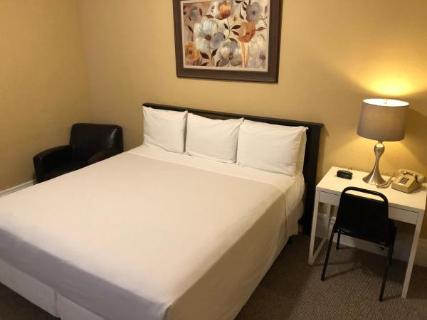 SF Plaza Hotel : photo 4 de la chambre chambre lit king-size deluxe