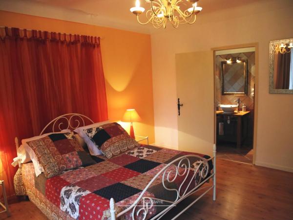Mas de la Sauline : photo 3 de la chambre chambre triple