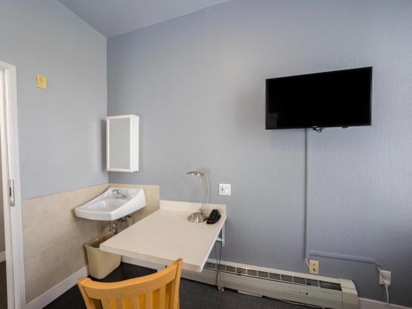 The Urban : photo 3 de la chambre chambre simple avec salle de bains commune
