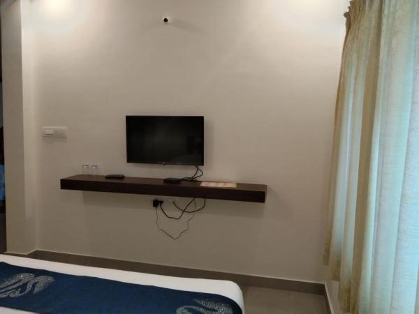 AMULYA FINE DINE RESIDENCY : photo 5 de la chambre chambre simple deluxe