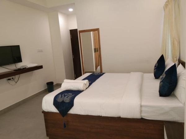 AMULYA FINE DINE RESIDENCY : photo 2 de la chambre chambre simple deluxe