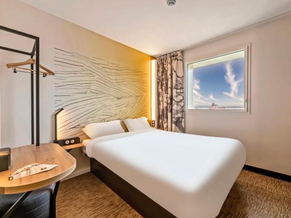 B&B HOTEL Brest Centre Port de Commerce : photo 1 de la chambre chambre double supérieure