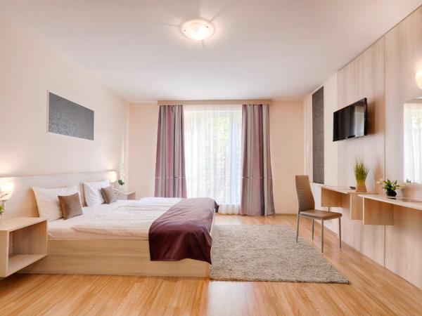 Triple M Hotel : photo 4 de la chambre grande chambre double