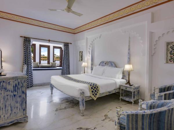 Swaroop Vilas - Lake Facing Boutique Hotel : photo 8 de la chambre chambre lit king-size supérieure