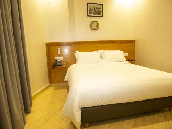 Hotel de paris : photo 1 de la chambre chambre lit king-size