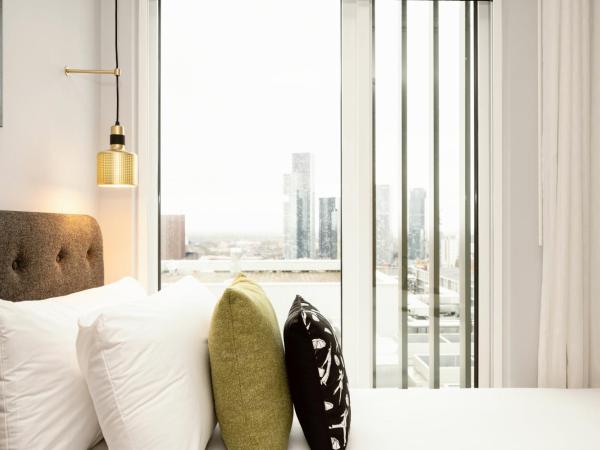 Wilde Aparthotels Manchester St. Peters Square : photo 5 de la chambre wilde one bed apartment with city view