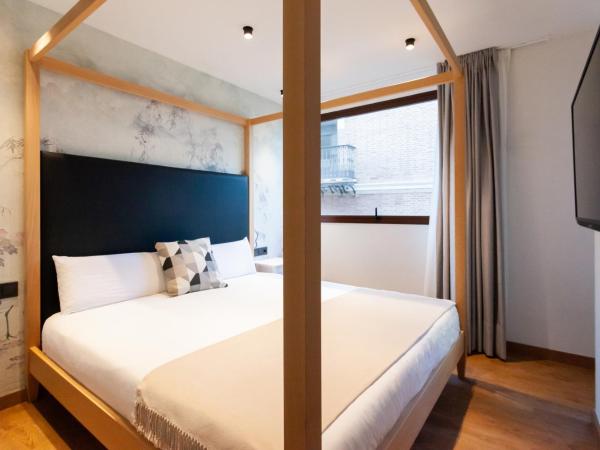 Welldone Sierpes Boutique : photo 9 de la chambre chambre lit king-size premium