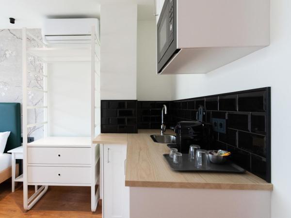 Welldone Sierpes Boutique : photo 6 de la chambre chambre lit king-size supérieure