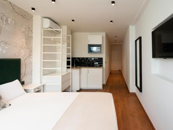 Welldone Sierpes Boutique : photo 3 de la chambre chambre lit king-size supérieure