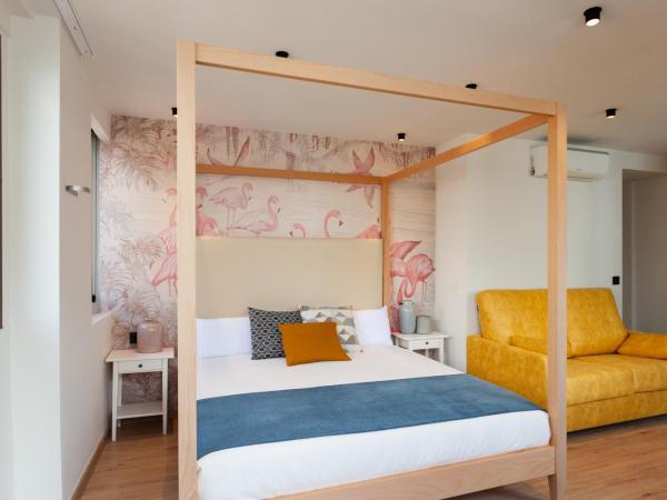 Welldone Sierpes Boutique : photo 6 de la chambre grande chambre supérieure