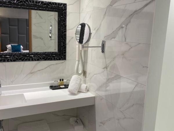 Hotel Bristol : photo 8 de la chambre chambre double confort