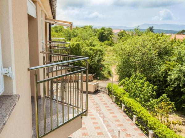 B&B Pansion Vago : photo 7 de la chambre chambre familiale avec balcon