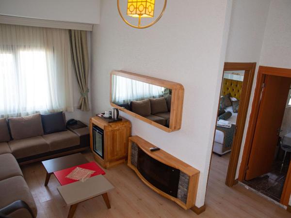 Emirtimes Hotel Kadıköy : photo 2 de la chambre suite classique