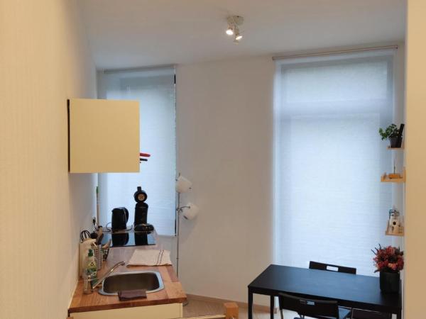 Studio Citadelle & proche centre historique : photo 2 de la chambre chambre double standard